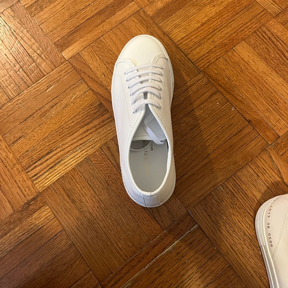 Women’s Common Projects-white leather sneaker - Picture 1 of 6